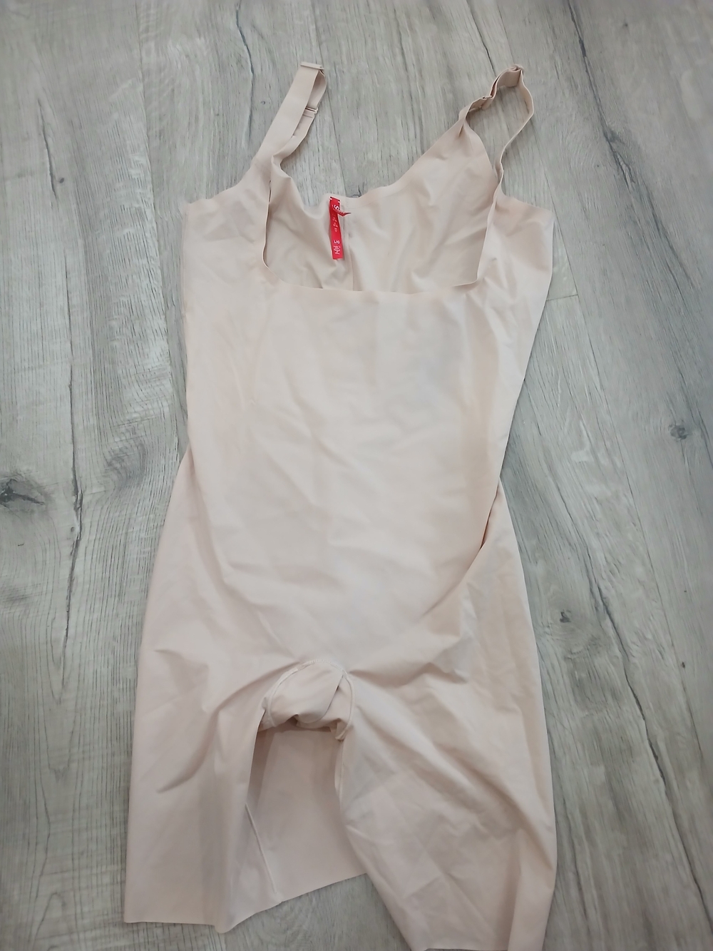 SPANX Blush Nude Seamless Shaping Bodysuit